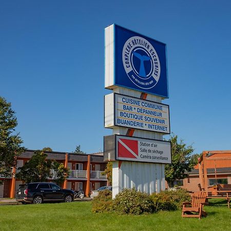 Complexe Hotelier Escoumins Les Escoumins Exterior foto